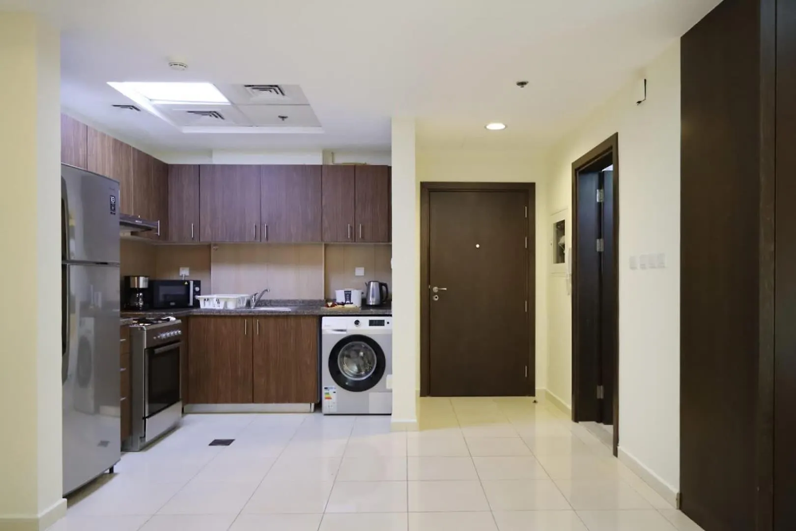 Spacious Studio In Jvc By Livbnb Dubai 0*,