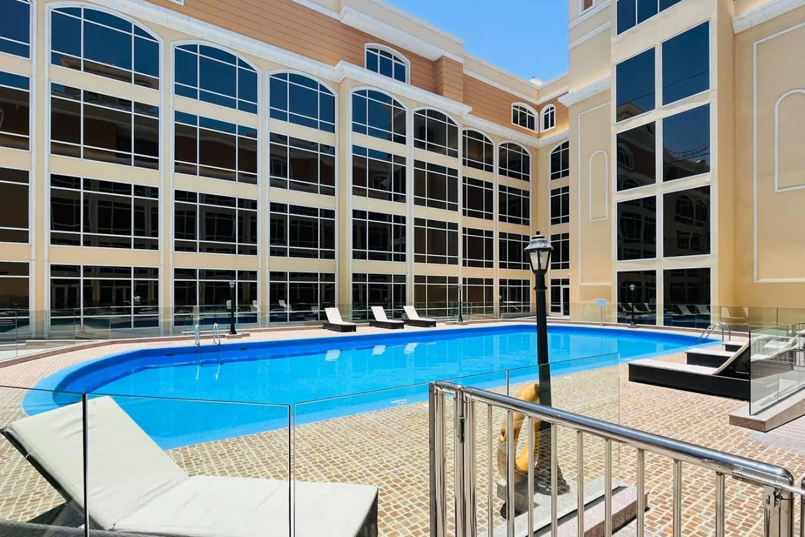 Apartment Spacious Studio In Jvc By Livbnb Dubai
